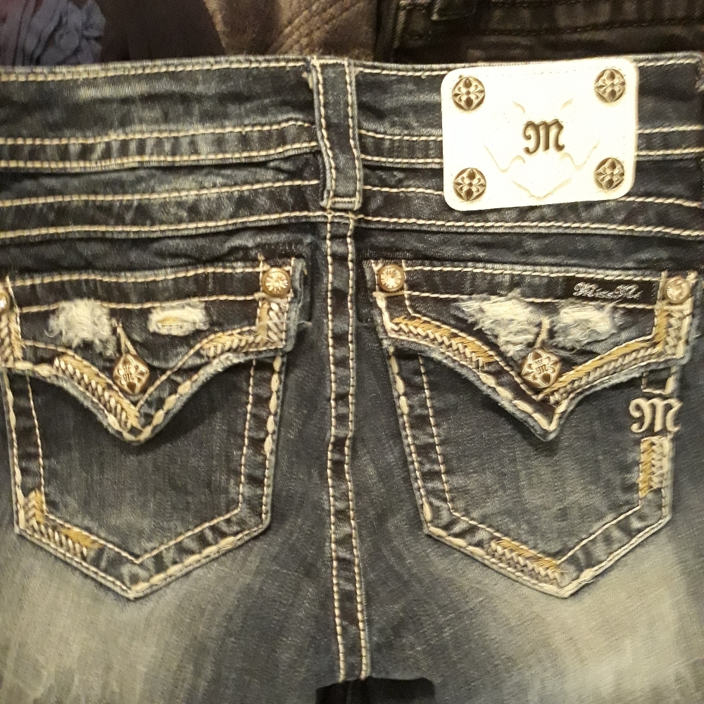 Miss Mes sz 25 capris never worn